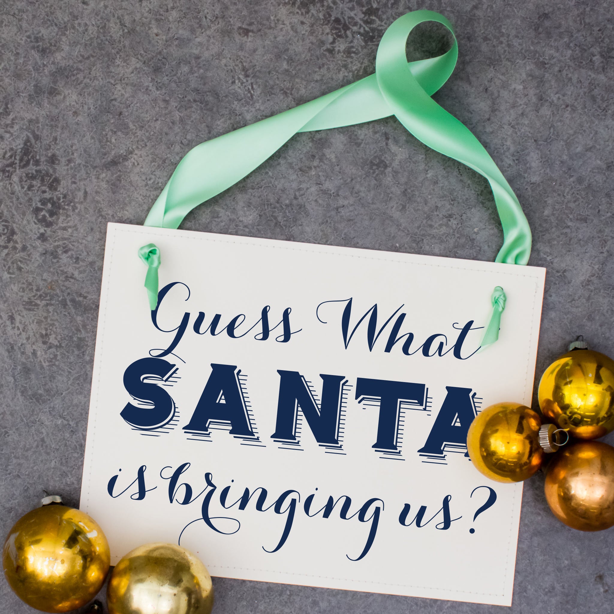 12 Best Christmas Themed Pregnancy Announcements