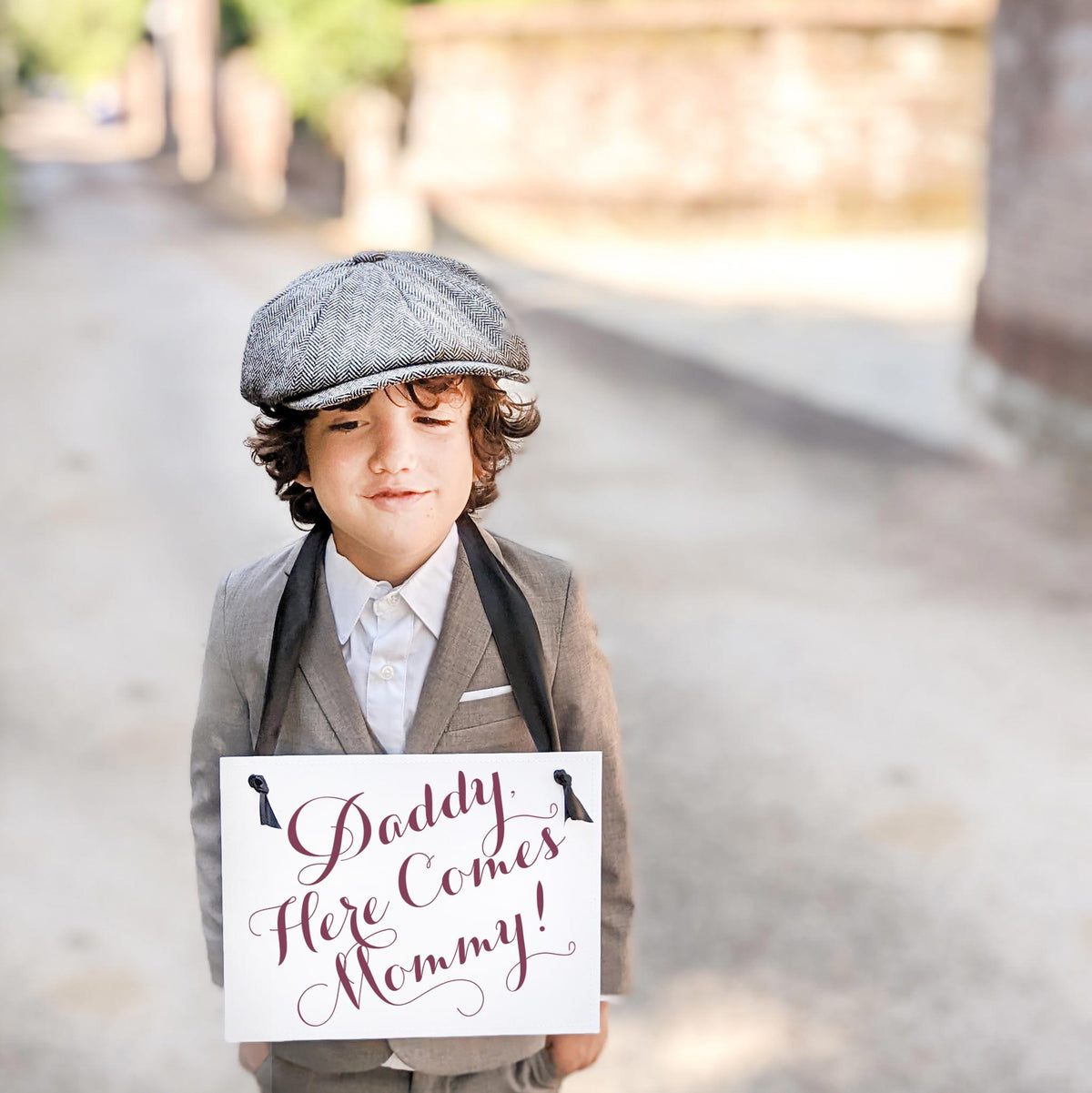 Daddy, Here Comes Mommy Sign