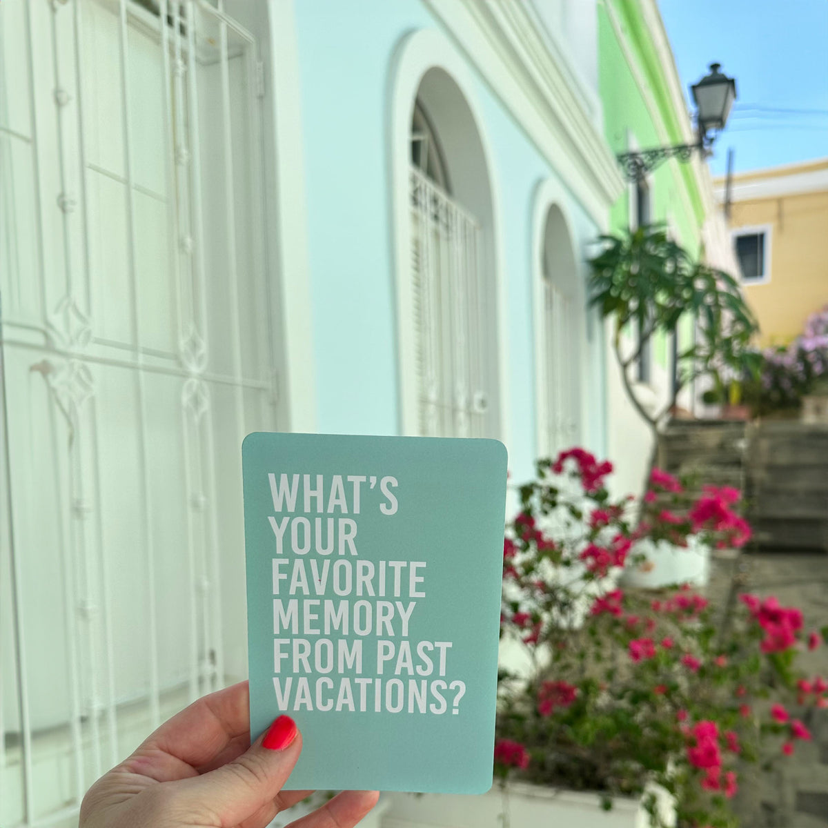 Family Vacation Conversation Starter Cards, Deck of 16